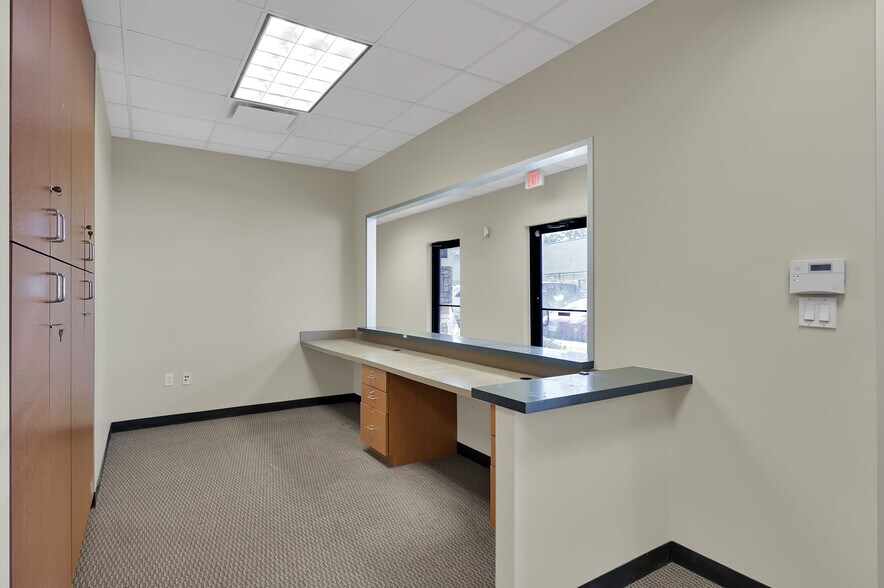 More Photos Of 1125 Cypress Station Dr, Houston Medical For Sale