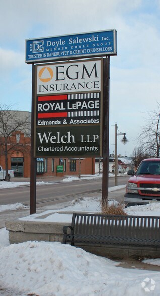 More Photos Of 270 Lake St, Pembroke Office For Sale