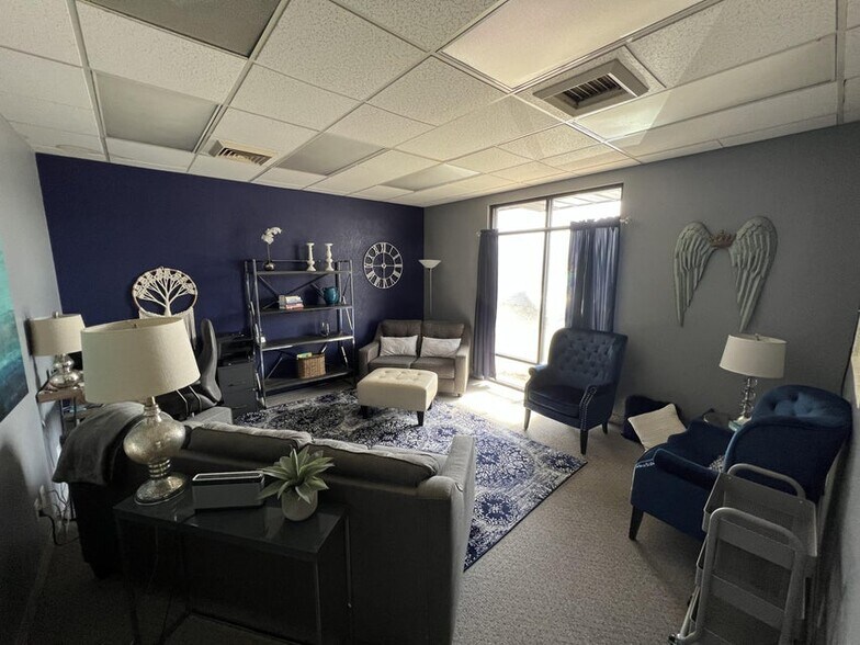 More Photos Of 748 Market St, Redding Office For Lease