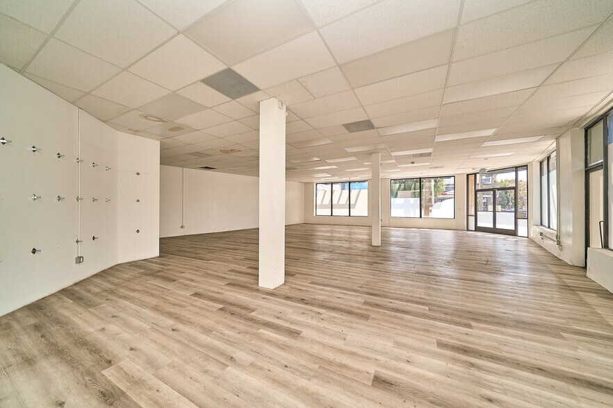 More Photos Of 8801-8809 W Pico Blvd, Los Angeles Storefront Retail Office For Lease