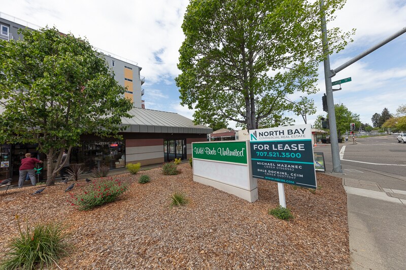 More Photos Of 900 4th St, Santa Rosa General Retail For Lease