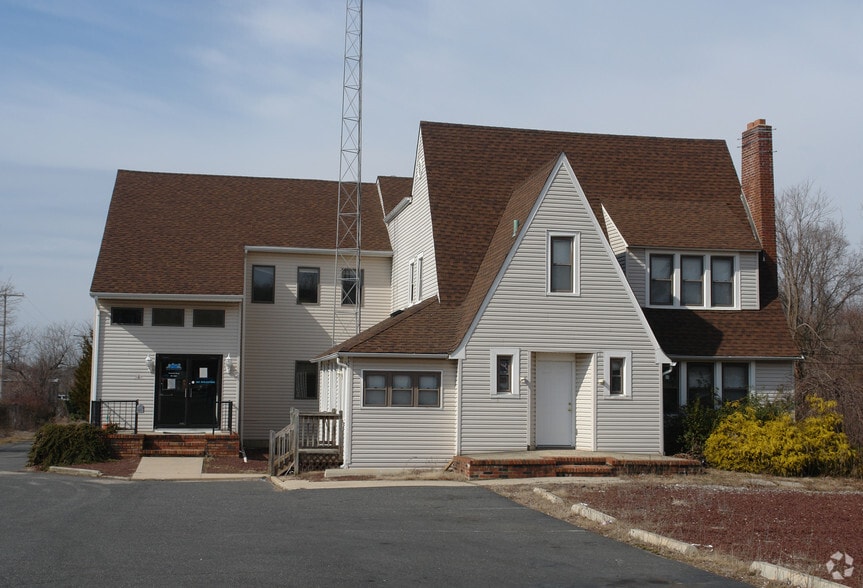 More Photos Of 1306 River Ave, Lakewood Medical For Sale