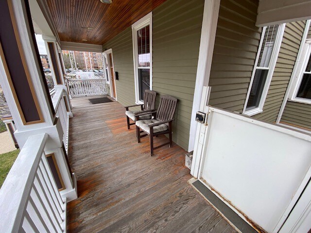 More Photos Of 5 S 6th Ave, La Grange Office For Sale