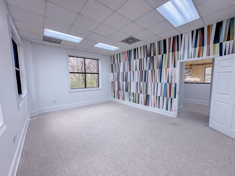 More Photos Of 800 Langford Dr, Norcross Light Distribution For Lease