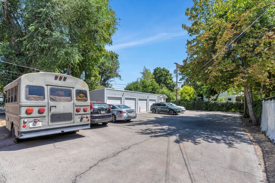 More Photos Of 1843 S 900 E, Salt Lake City Apartments For Sale