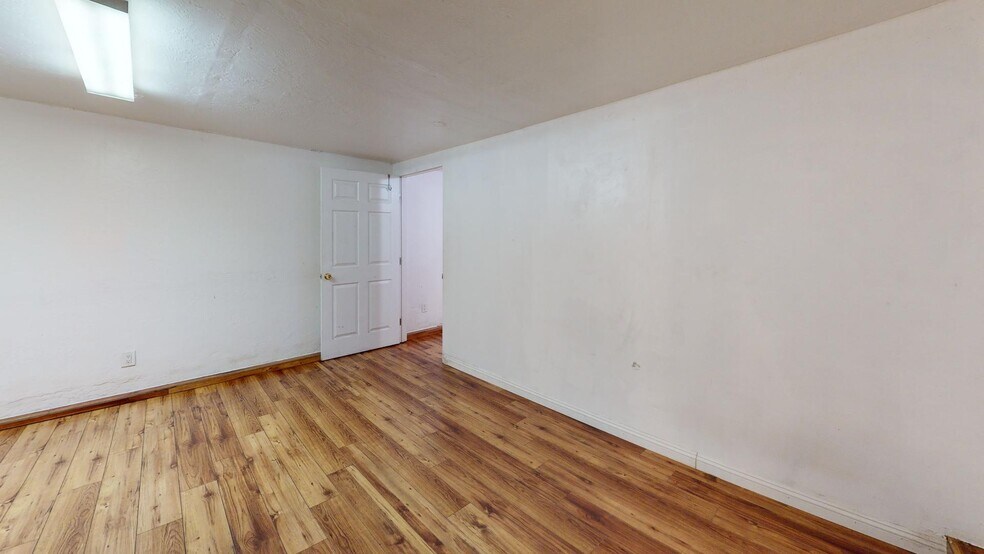 More Photos Of 3314 Farnam St, Oakland Apartments For Sale