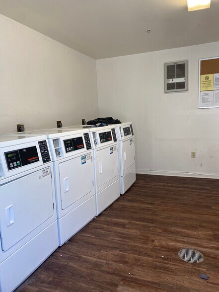 More Photos Of 12050 School St, Ridgely Multifamily For Sale