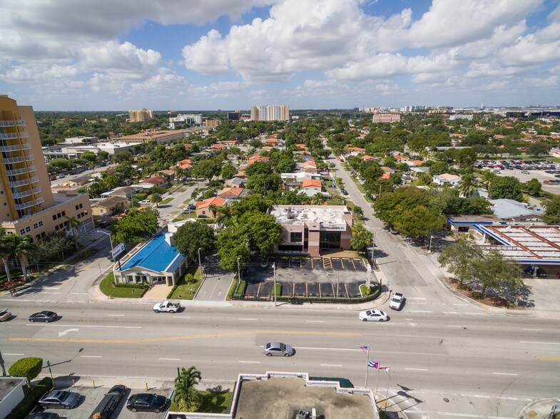 More Photos Of 198 NW 37th Ave, Miami Medical For Lease