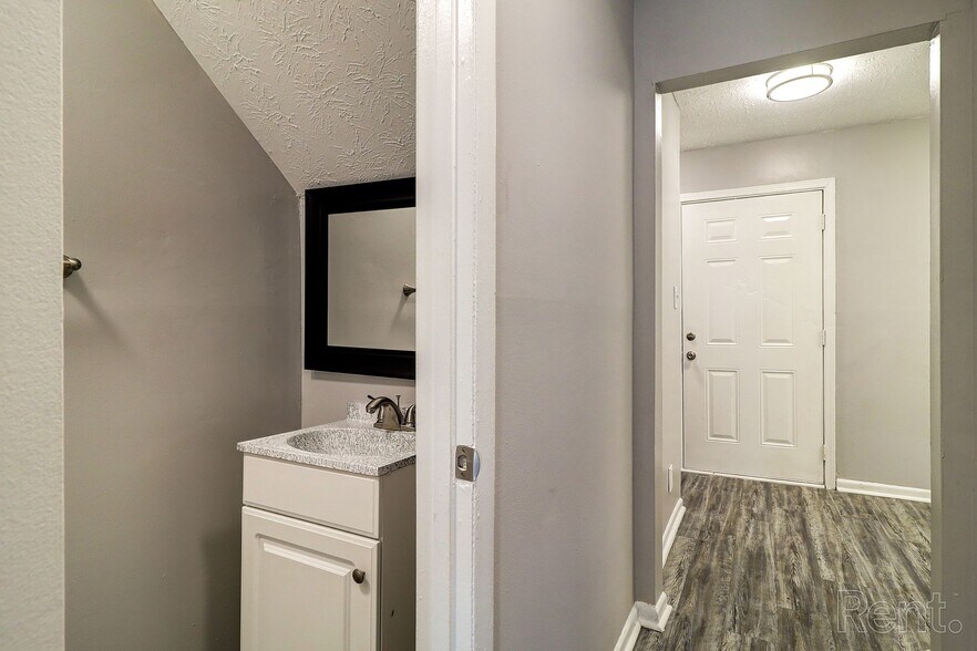 More Photos Of 1655 N Atwood Dr, Macon-Bibb Apartments For Sale
