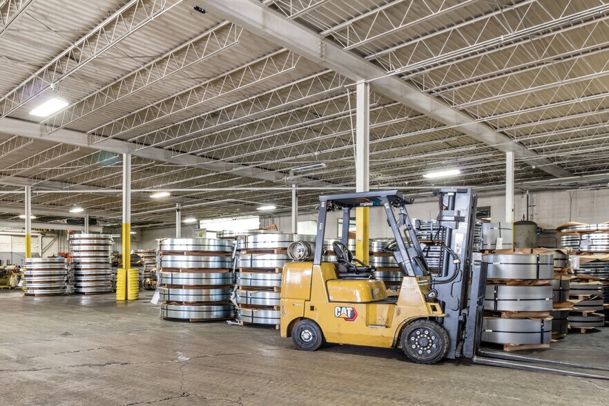 More Photos Of 1 Steel Way, North Vernon Warehouse For Sale