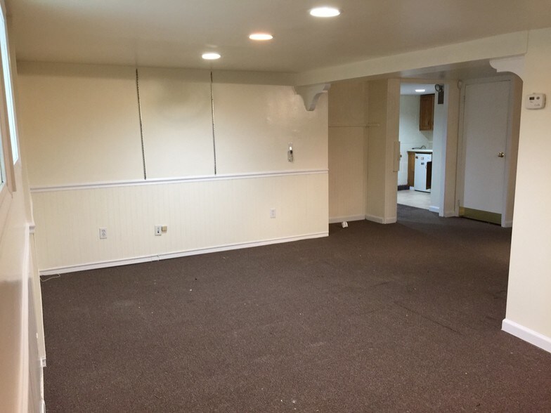 More Photos Of 97 Locust Ave, Cortlandt Manor Medical For Sale