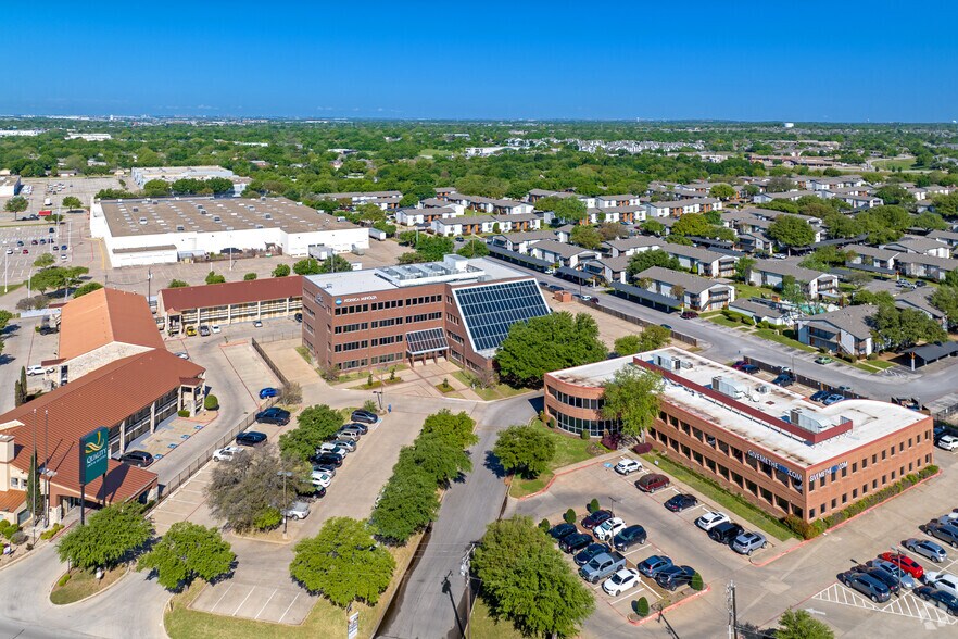 More Photos Of 8713 Airport Fwy, North Richland Hills Office For Lease
