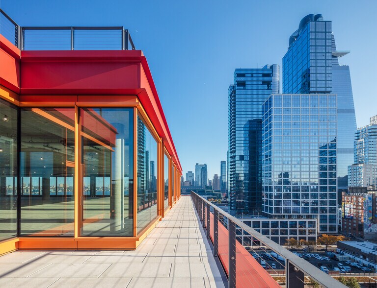 More Photos Of 271 11th Ave, New York Office For Lease