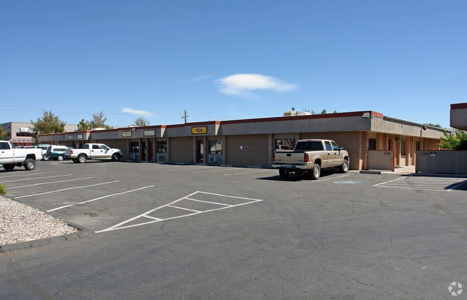 More Photos Of 397-399 Greg St, Sparks Light Distribution For Lease