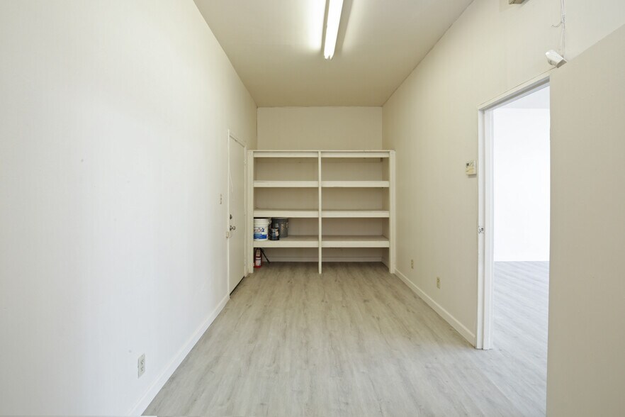 More Photos Of 8306 Garfield Ave, Bell Gardens Storefront Retail Residential For Sale