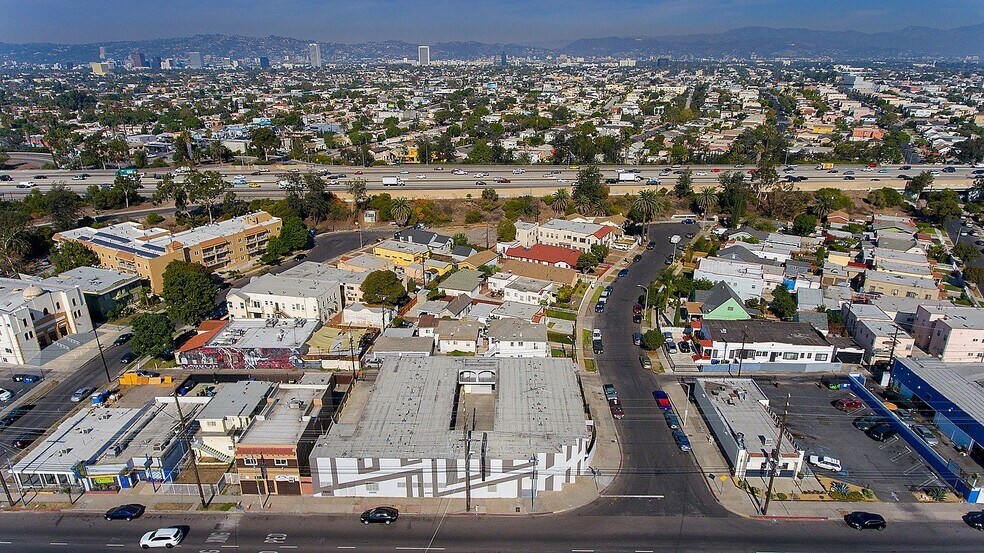More Photos Of 4905 W Adams Blvd, Los Angeles Apartments For Sale
