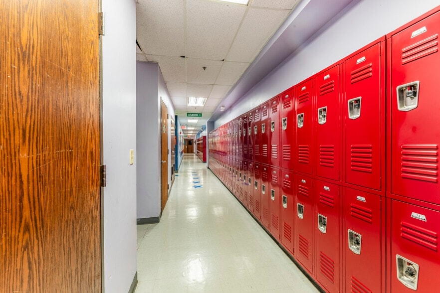 More Photos Of 2200 Cottontail Ln, Somerset Schools For Sale