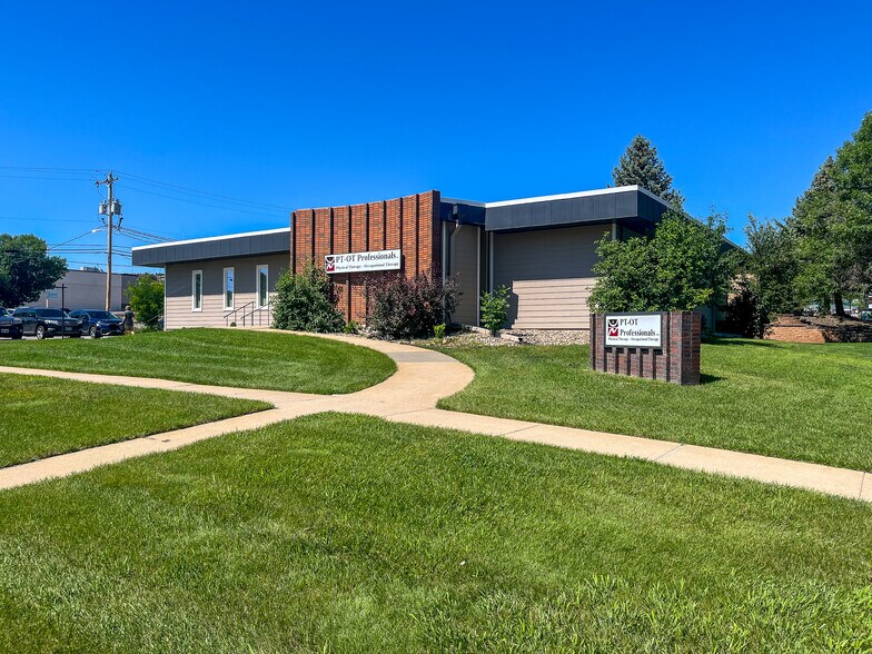 Primary Photo Of 2001 7th St, Rapid City Office For Sale