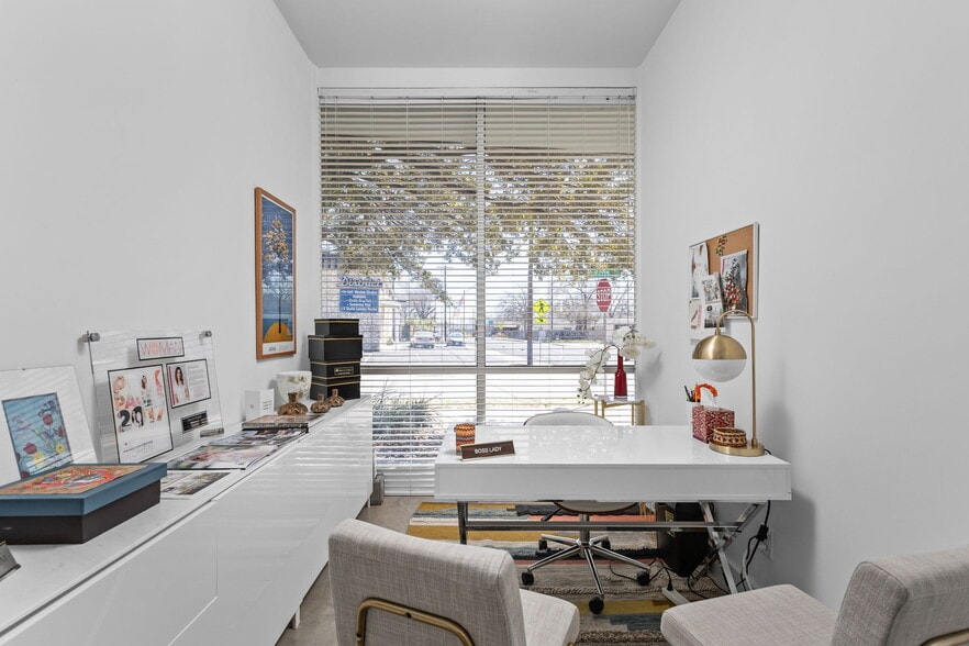 More Photos Of 508 E 53rd St, Austin Loft Creative Space For Sale