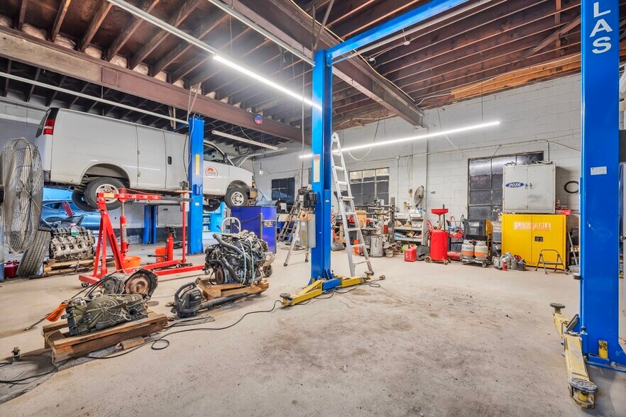 More Photos Of 1333 Delsea Dr, Deptford Auto Dealership For Sale