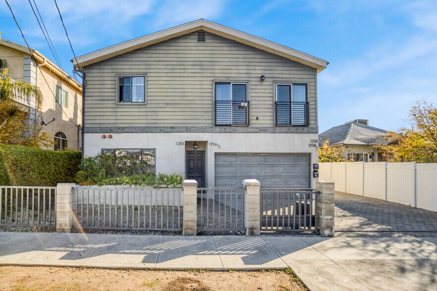 More Photos Of 1256 N Hobart Blvd, Los Angeles Apartments For Sale