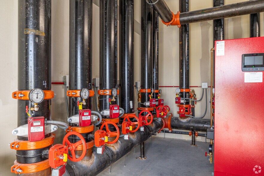 More Photos Of 1401 N. Kirk Road, Batavia Distribution For Sale