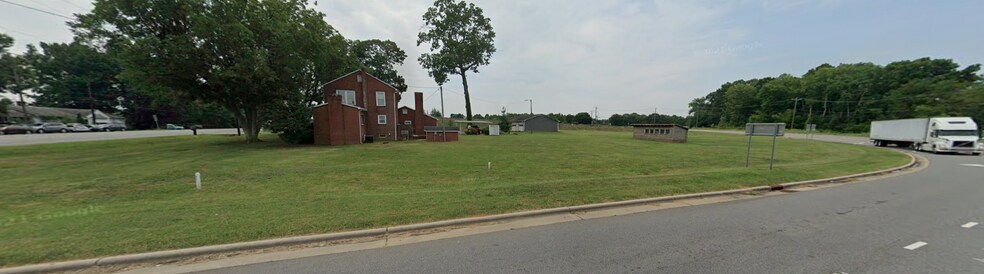More Photos Of 4330 S Main St, Salisbury Land For Sale