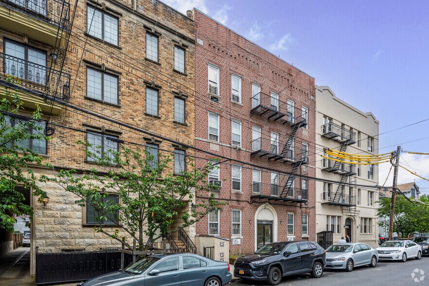 More Photos Of 1620 E 12th St, Brooklyn Apartments For Sale