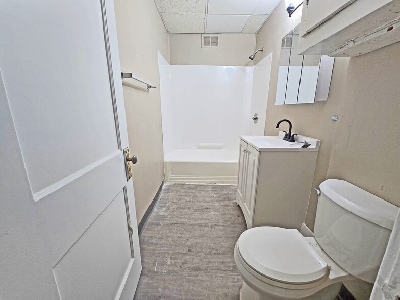 More Photos Of , Springfield Multifamily For Sale