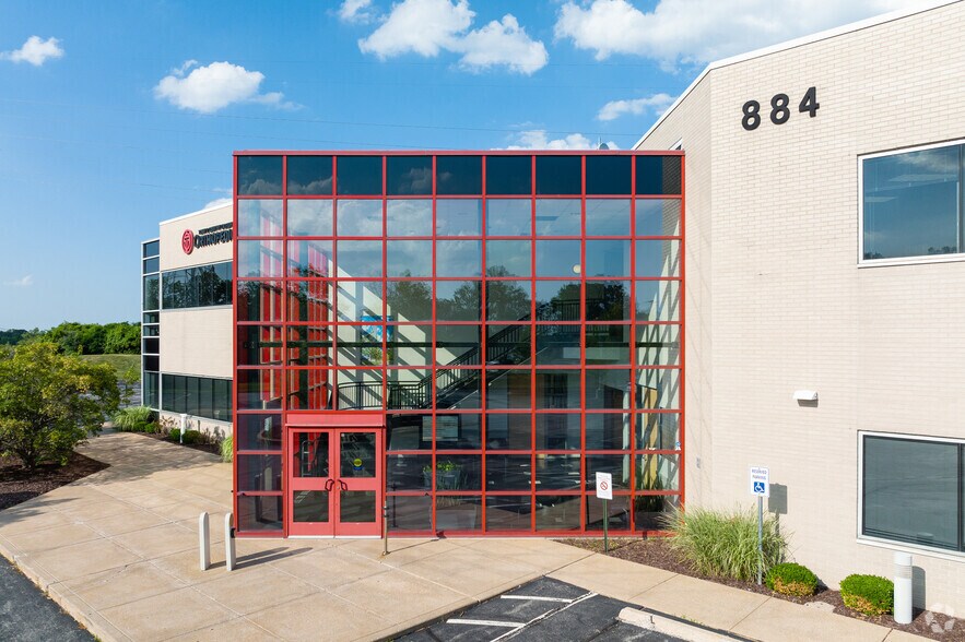 More Photos Of 884 Woods Mill Rd, Ballwin Medical For Lease