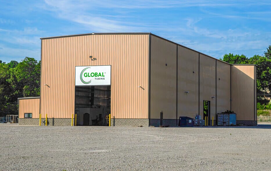 Primary Photo Of 1040 Franklin Dr, Smock Warehouse For Lease