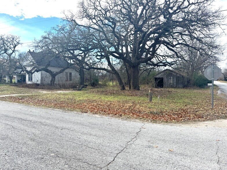 More Photos Of 108 N Agnew St, Boyd Land For Sale