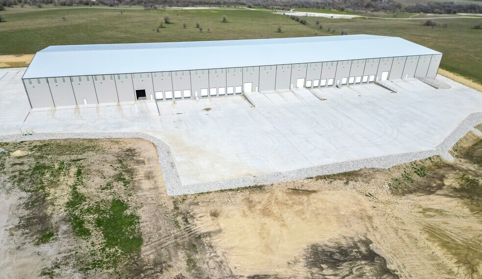 More Photos Of 240 Tiger, Rhome Warehouse For Sale