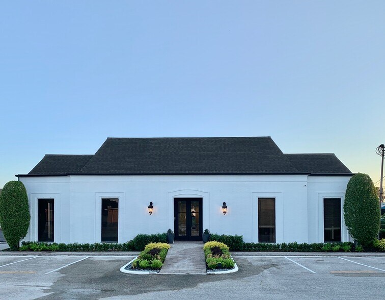 Primary Photo Of 14340 Memorial Dr, Houston Office For Lease