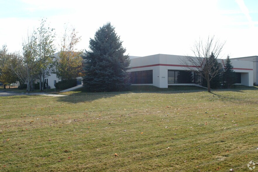 More Photos Of 22924 E Appleway Ave, Liberty Lake Manufacturing For Lease