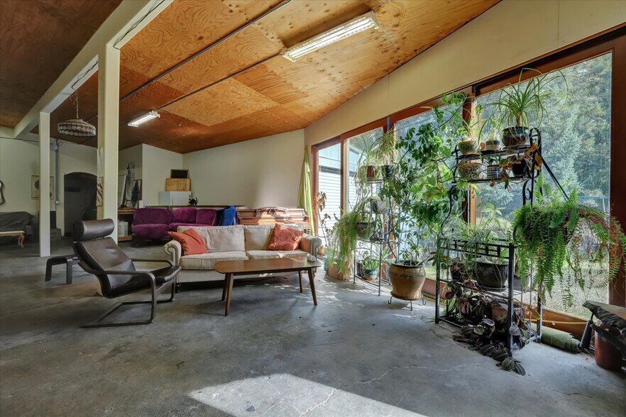 More Photos Of 14724 N Bloomfield Rd, Nevada City Flex For Sale