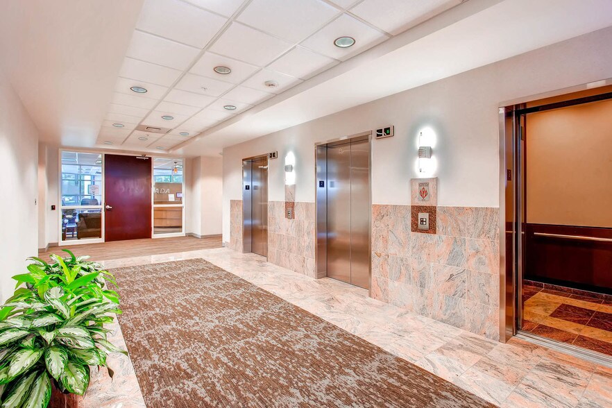 More Photos Of 5555 Tech Center Dr, Colorado Springs Office For Sale