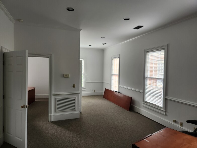 More Photos Of 313 Plantation Chase, St Simons Island Office For Lease