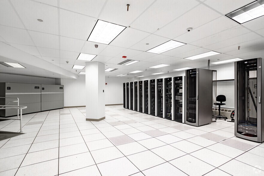 More Photos Of 1835 Market St, Philadelphia Office For Lease