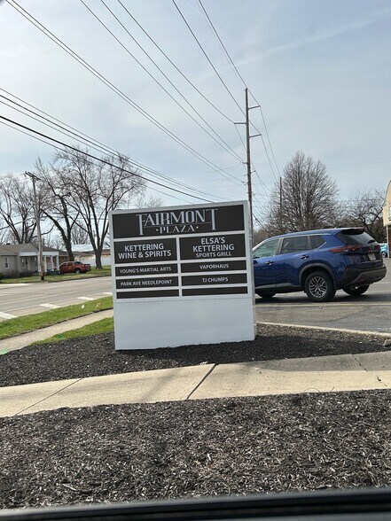 More Photos Of 1212-1240 Stroop Rd, Dayton Unknown For Lease