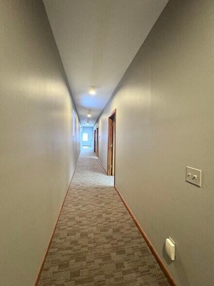 More Photos Of 217 N Randolph St, Macomb Office For Sale