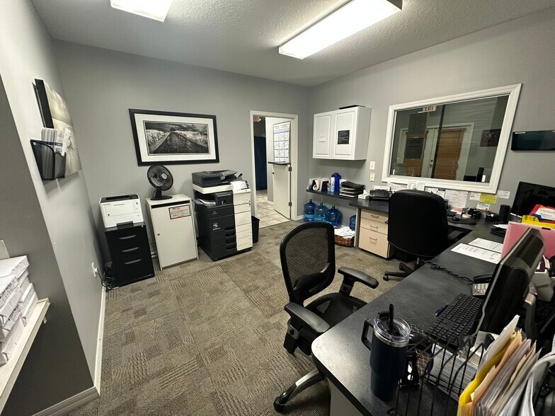 More Photos Of 10960 Sheldon Rd, Tampa Office For Sale