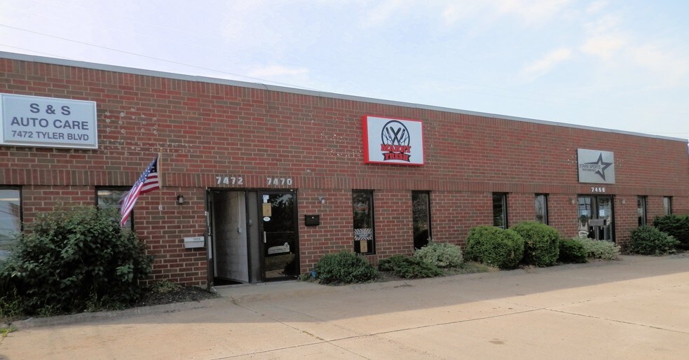 More Photos Of 7464-7472 Tyler Blvd, Mentor Flex For Lease