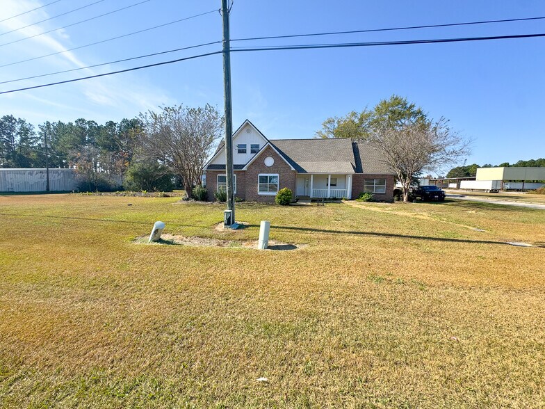 More Photos Of 2406 US 31, Bay Minette Office For Sale