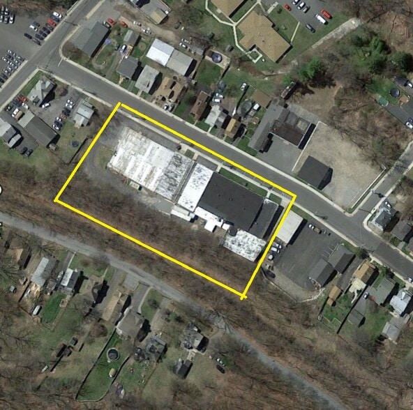 More Photos Of 105-119 Sprague Ave, Middletown Manufacturing For Lease