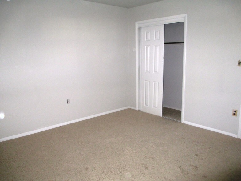 More Photos Of 7731 West Dr, Glen Burnie Assisted Living For Sale