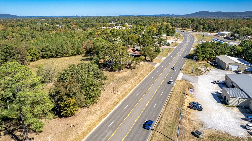 More Photos Of 3370 Airport Rd, Pearcy Office For Sale