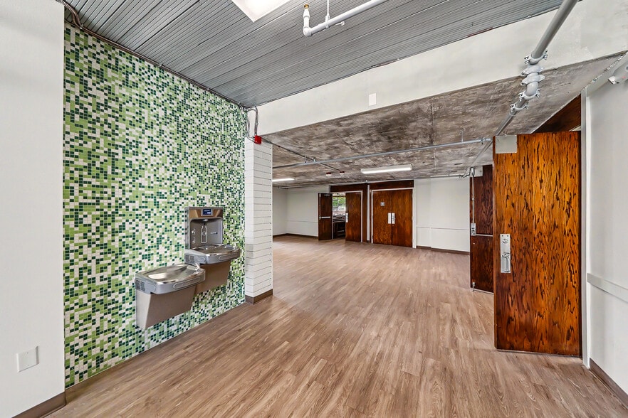 More Photos Of 2401 E Tonopah Ave, North Las Vegas Religious Facility For Sale
