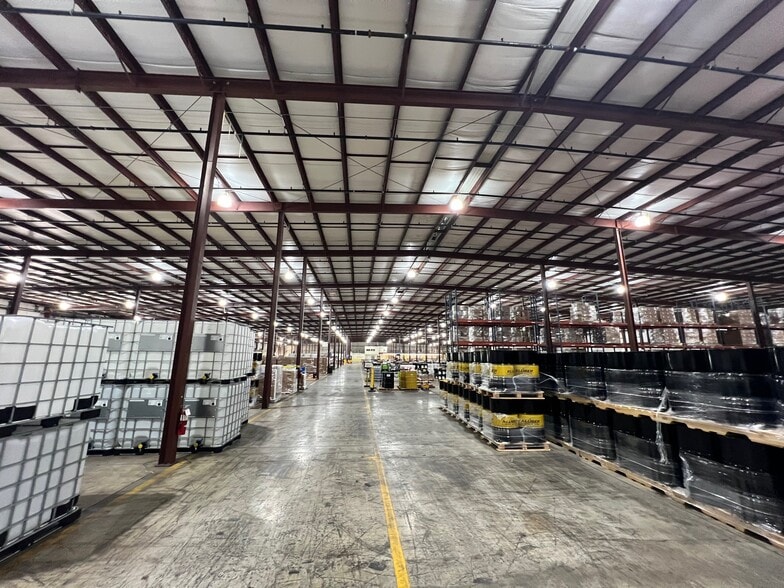 More Photos Of 4520 Old Troup Hwy, Tyler Distribution For Lease