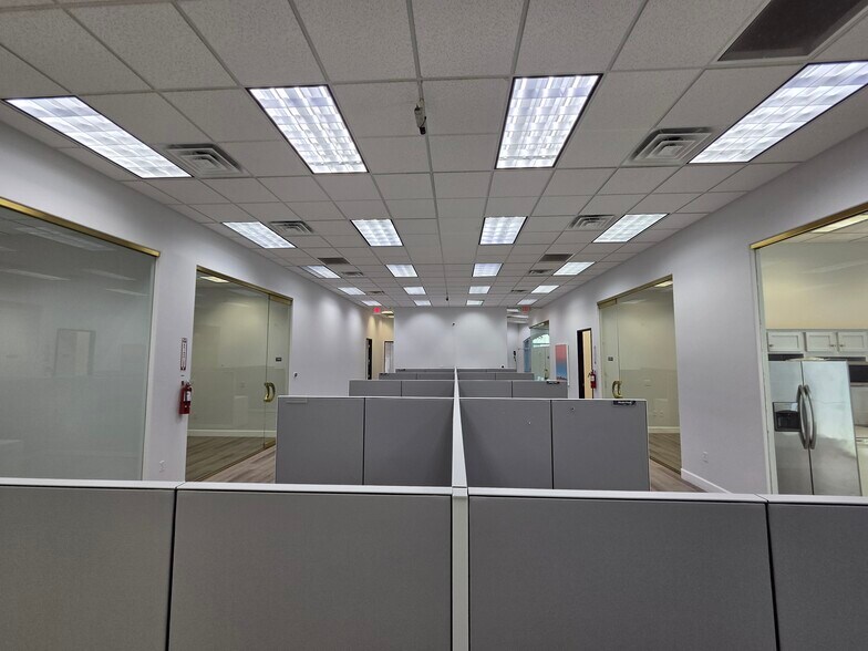 More Photos Of 2435 W Horizon Ridge Pky, Henderson Medical For Lease